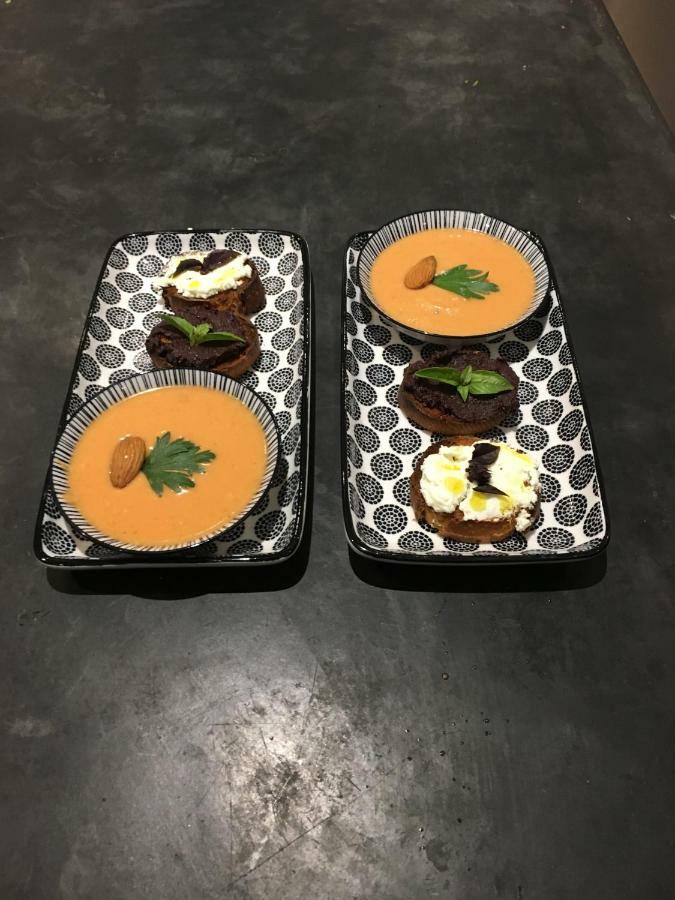 La Datcha Delicatessen Tulette Bagian luar foto